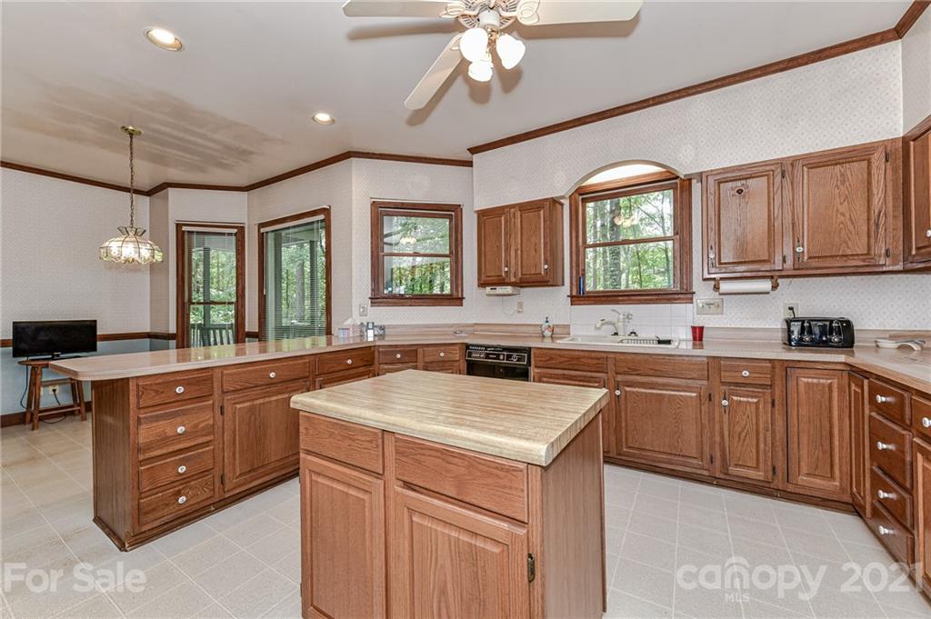 13008 Hamilton Road Charlotte, NC 28273 - Photo 13 of 42 Gallery Image 13