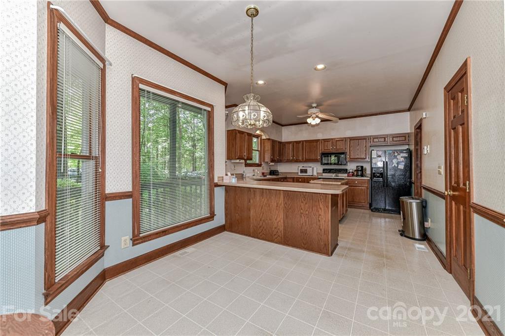 13008 Hamilton Road Charlotte, NC 28273 - Photo 17 of 42 Gallery Image 17