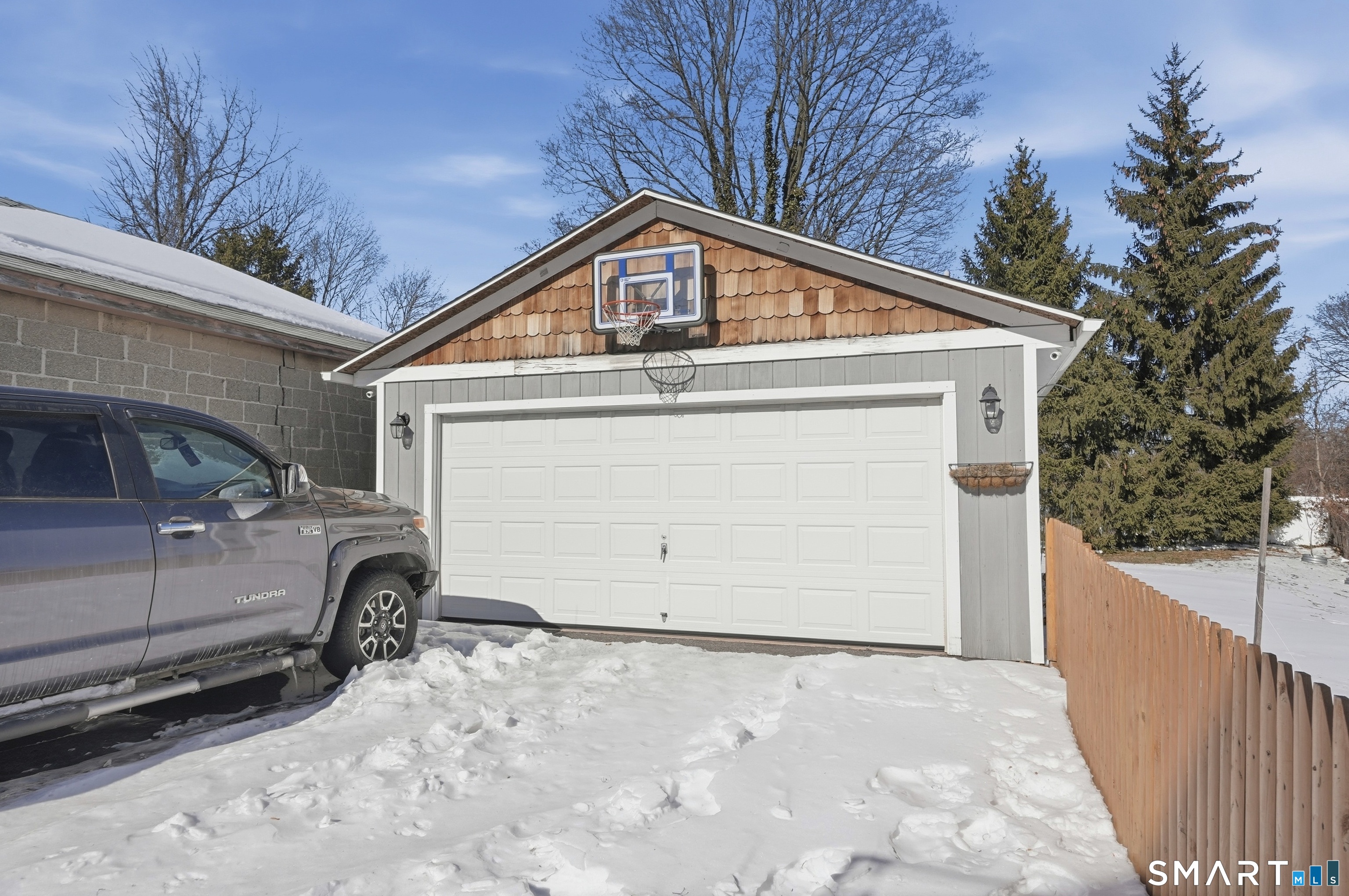 944 Longbrook Avenue Stratford, CT 06614 - Photo 30 of 32