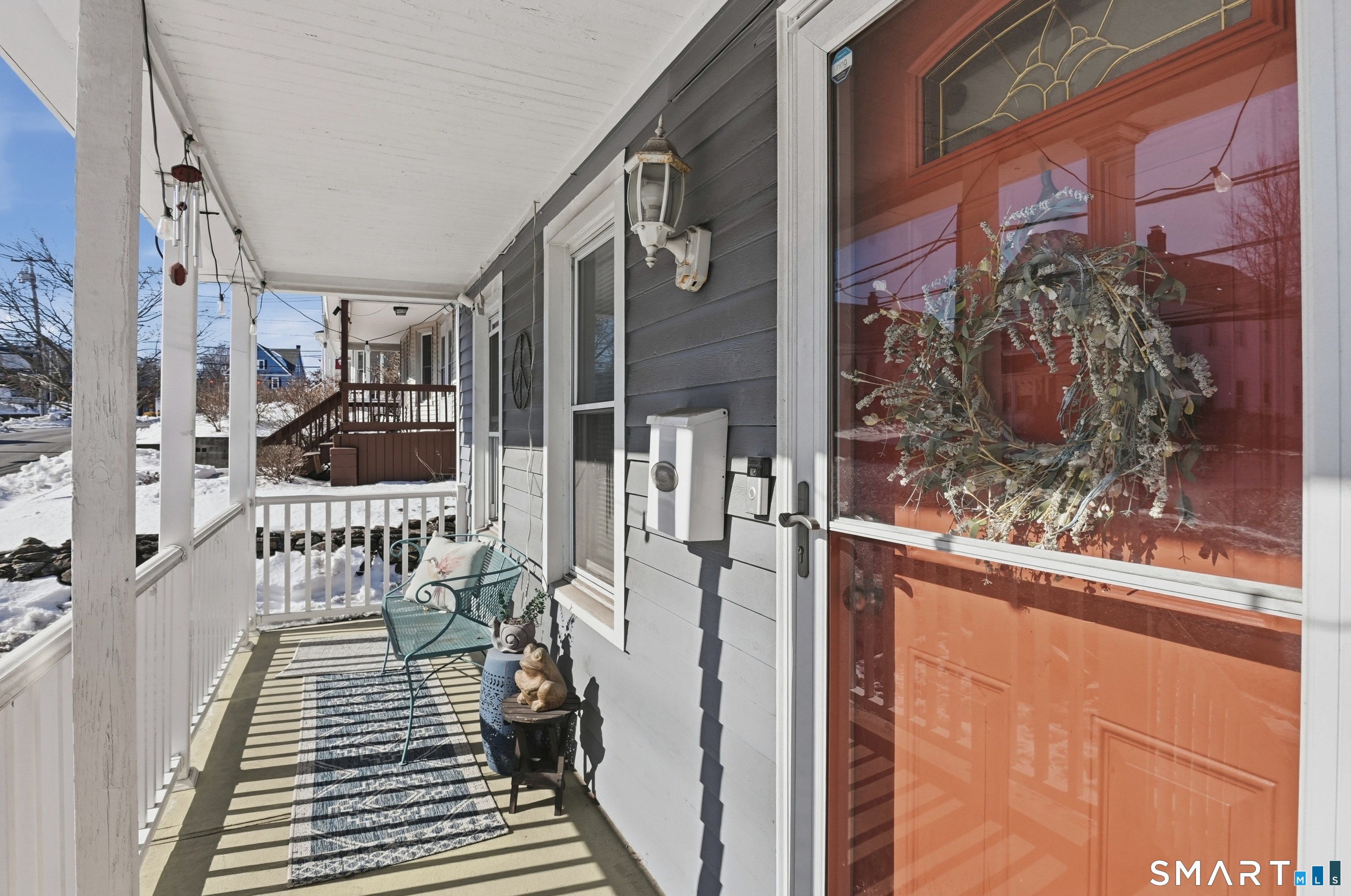 944 Longbrook Avenue Stratford, CT 06614 - Photo 3 of 32