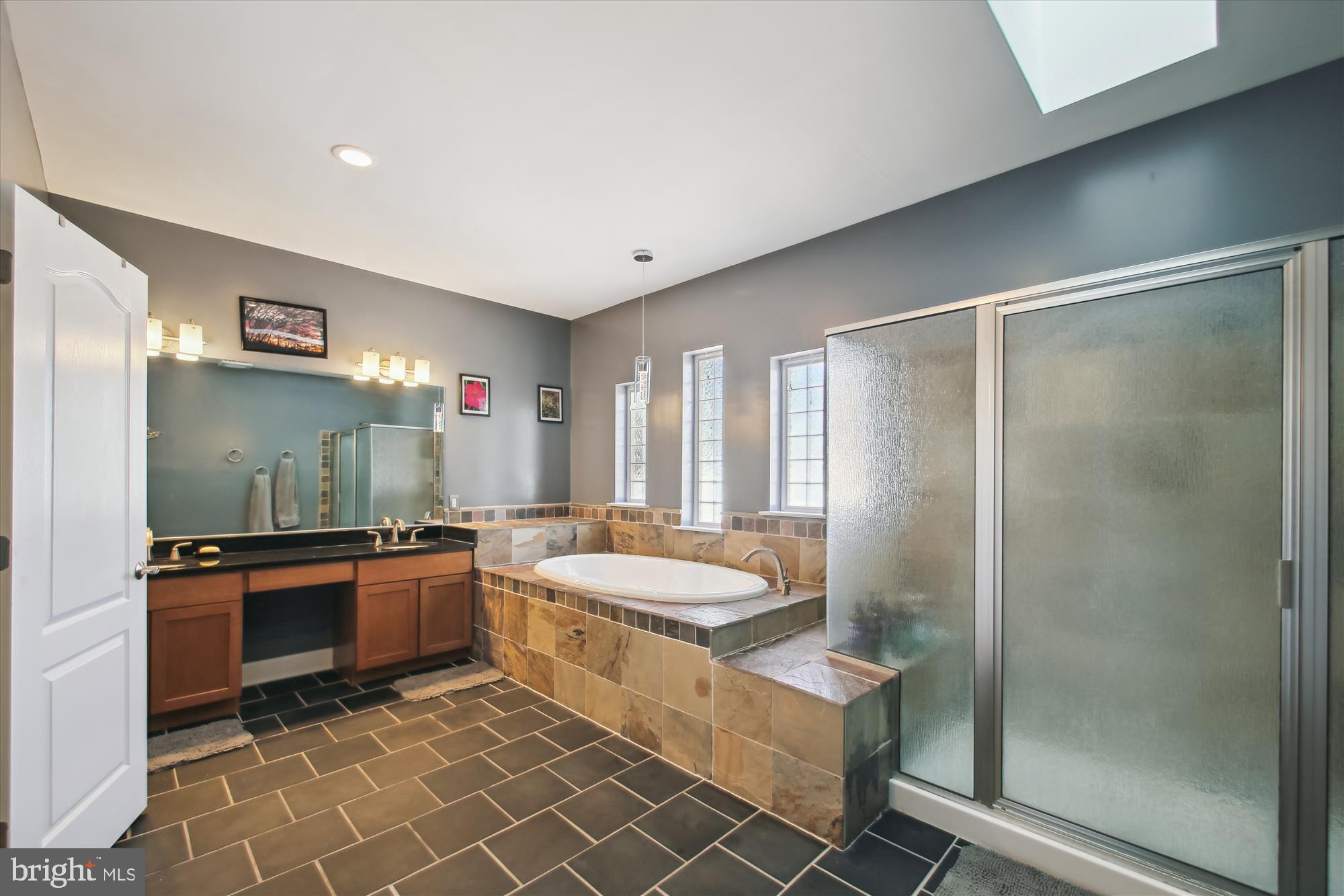 741 Bachmans Valley Road Westminster, MD 21157 - Photo 21 of 48 Primary bathroom
