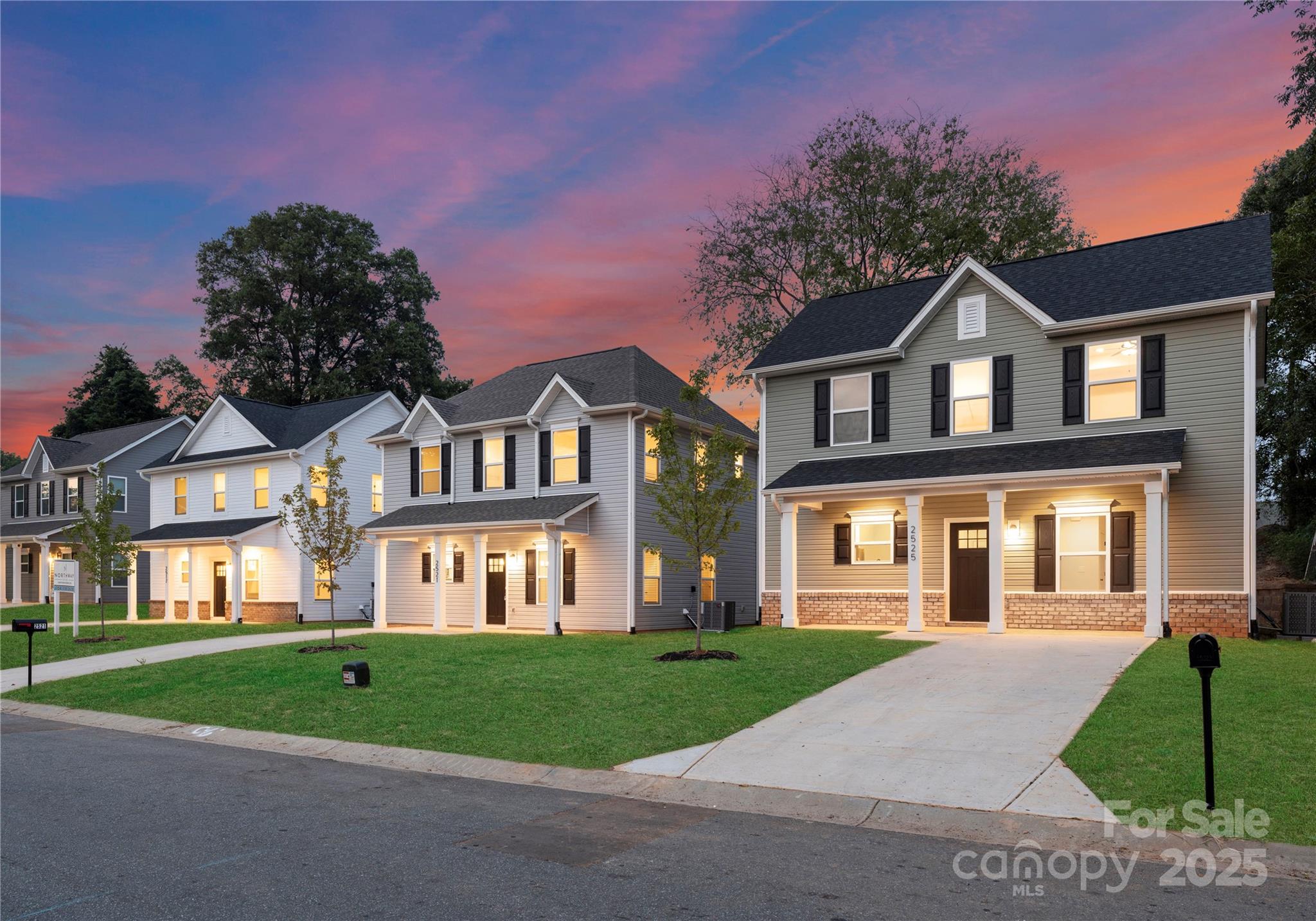 5501 Anderson Road Charlotte, NC 28269 - Photo 1 of 19 Gallery Image 1