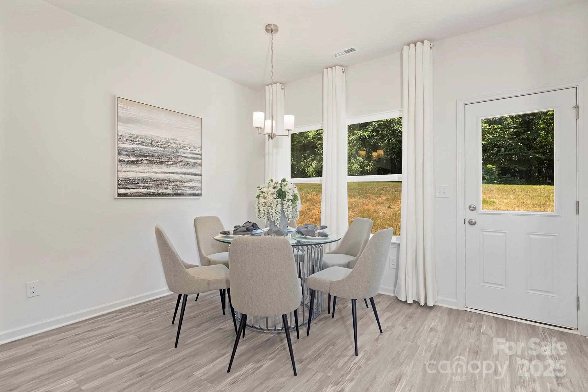 5501 Anderson Road Charlotte, NC 28269 - Photo 9 of 19 Gallery Image 9