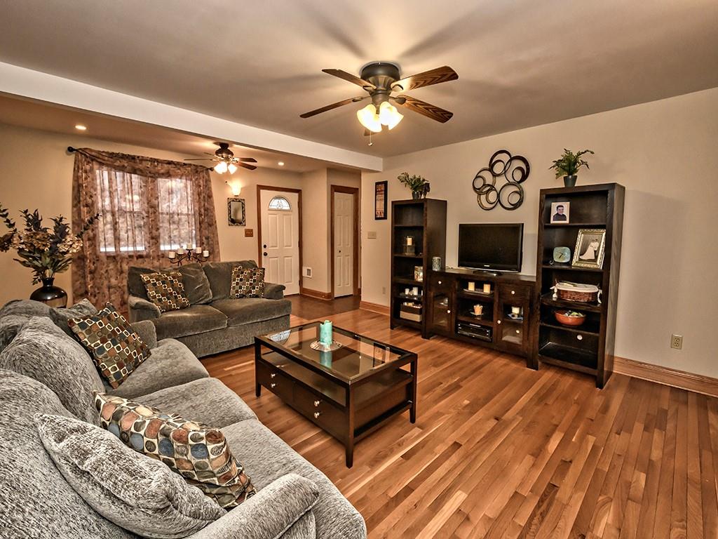 708 Locust Street Richeyville, PA 15358 - Photo 7 of 24 Gallery Image 7