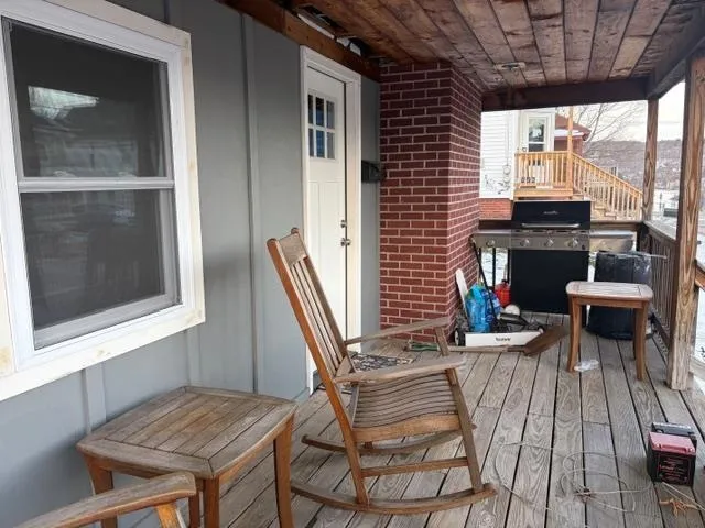 $72,900 | 617 4th Avenue, Berlin, NH 03570