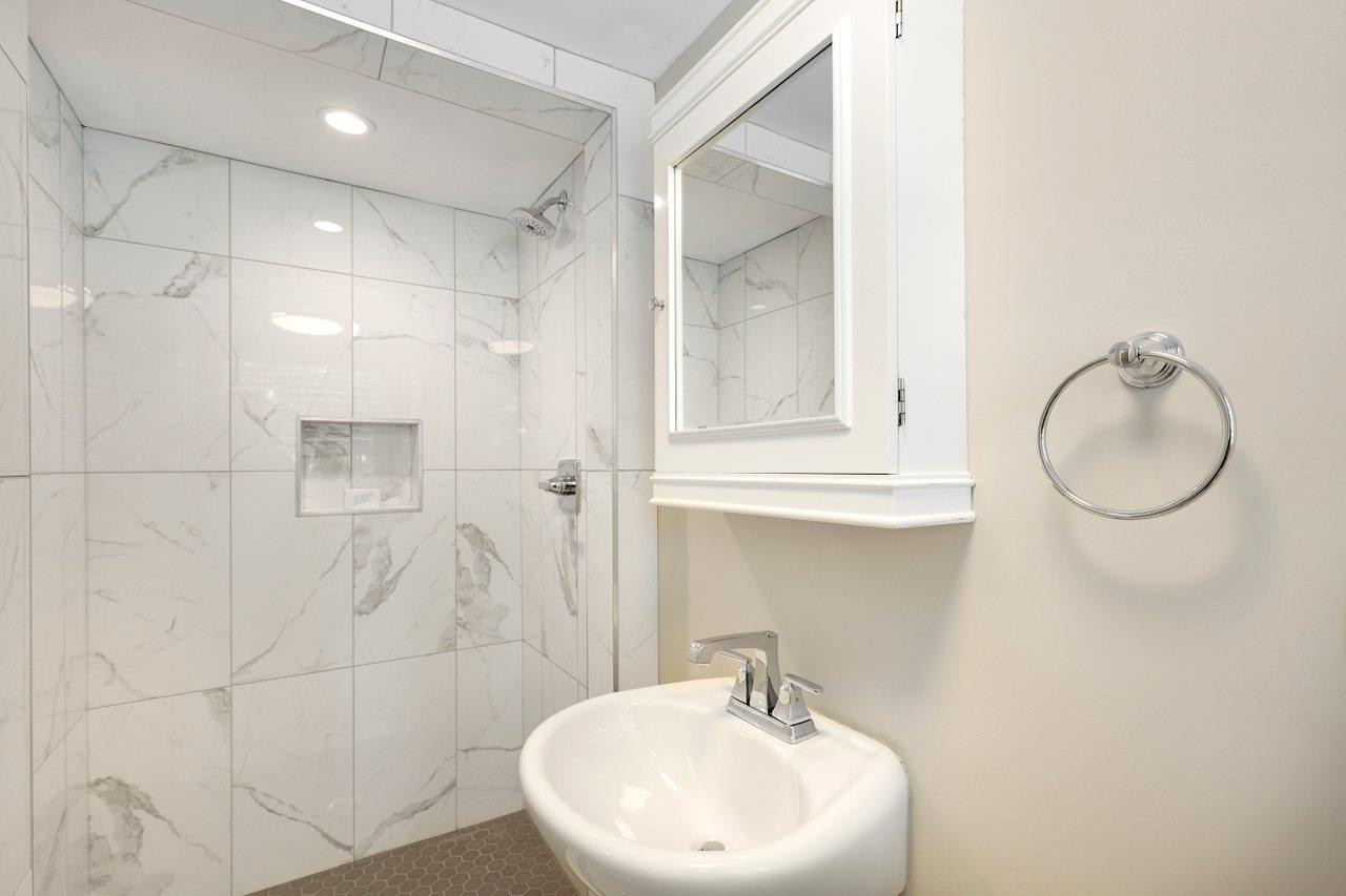 5309 Falls Of Neuse Road Raleigh, NC 27609 - Photo 13 of 38 Photo 13