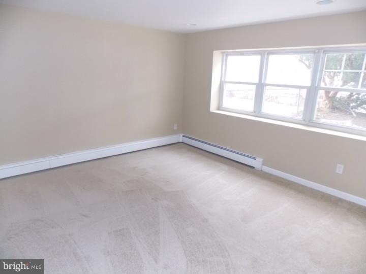 11020 Calera Road Philadelphia, PA 19154 - Photo 9 of 16 Bonus Room