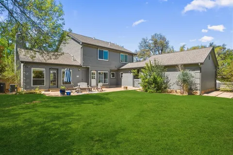 $890,000 | 10408 Loring Drive, Austin, TX 78750