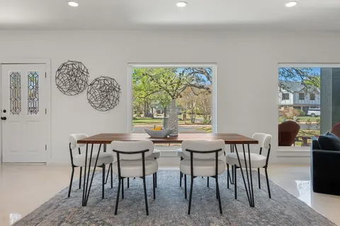 $859,900 | 10408 Loring Drive, Austin, TX 78750