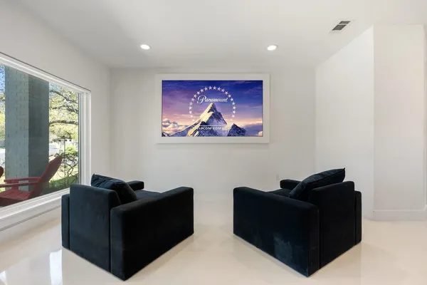 $859,900 | 10408 Loring Drive, Austin, TX 78750
