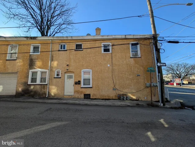 $1,000 | 410 Barbadoes Street, Unit C, Norristown, PA 19401
