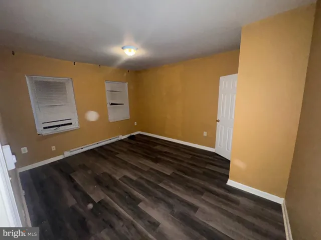 $1,000 | 410 Barbadoes Street, Unit C, Norristown, PA 19401