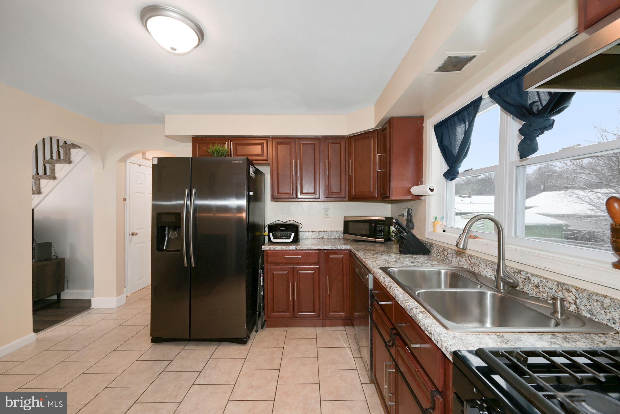 717 Harrison Avenue Magnolia, NJ 08049 - Photo 14 of 32 Gallery Image 14