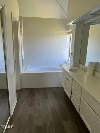 $4,400 | 1830 Zircon Avenue, Oxnard, CA 93030