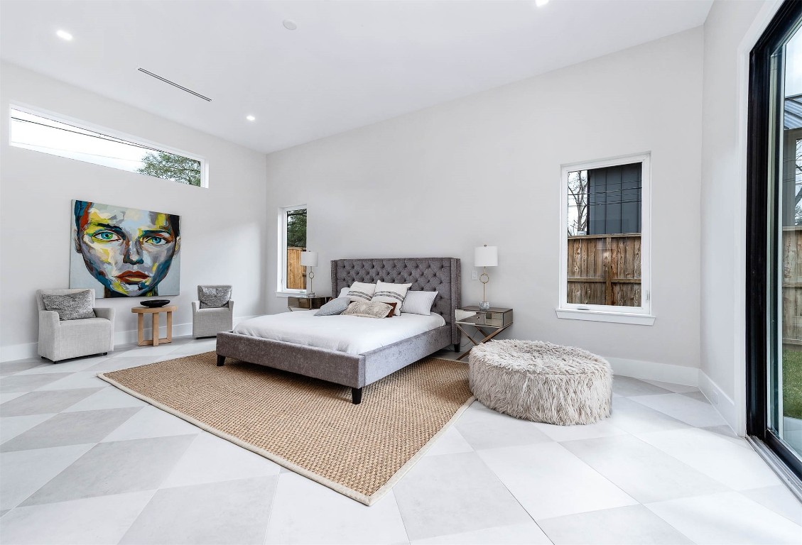 408 West 30th Street Houston, TX 77018 - Photo 16 of 44