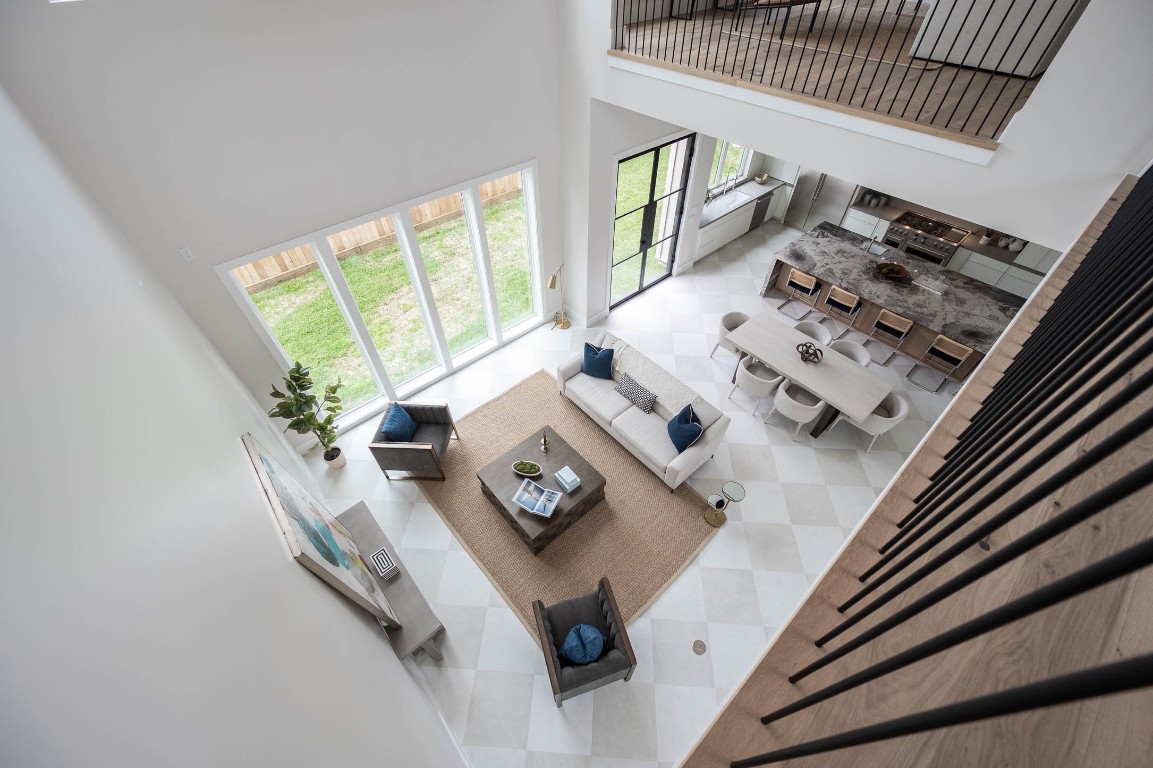 408 West 30th Street Houston, TX 77018 - Photo 37 of 44