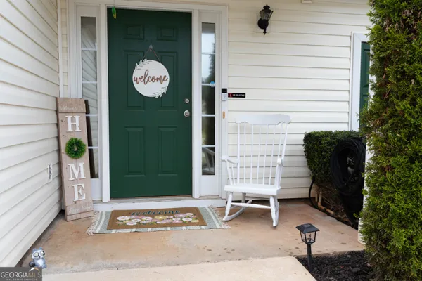 $289,900 | 175 Courtyard Lane, Newnan, GA 30265