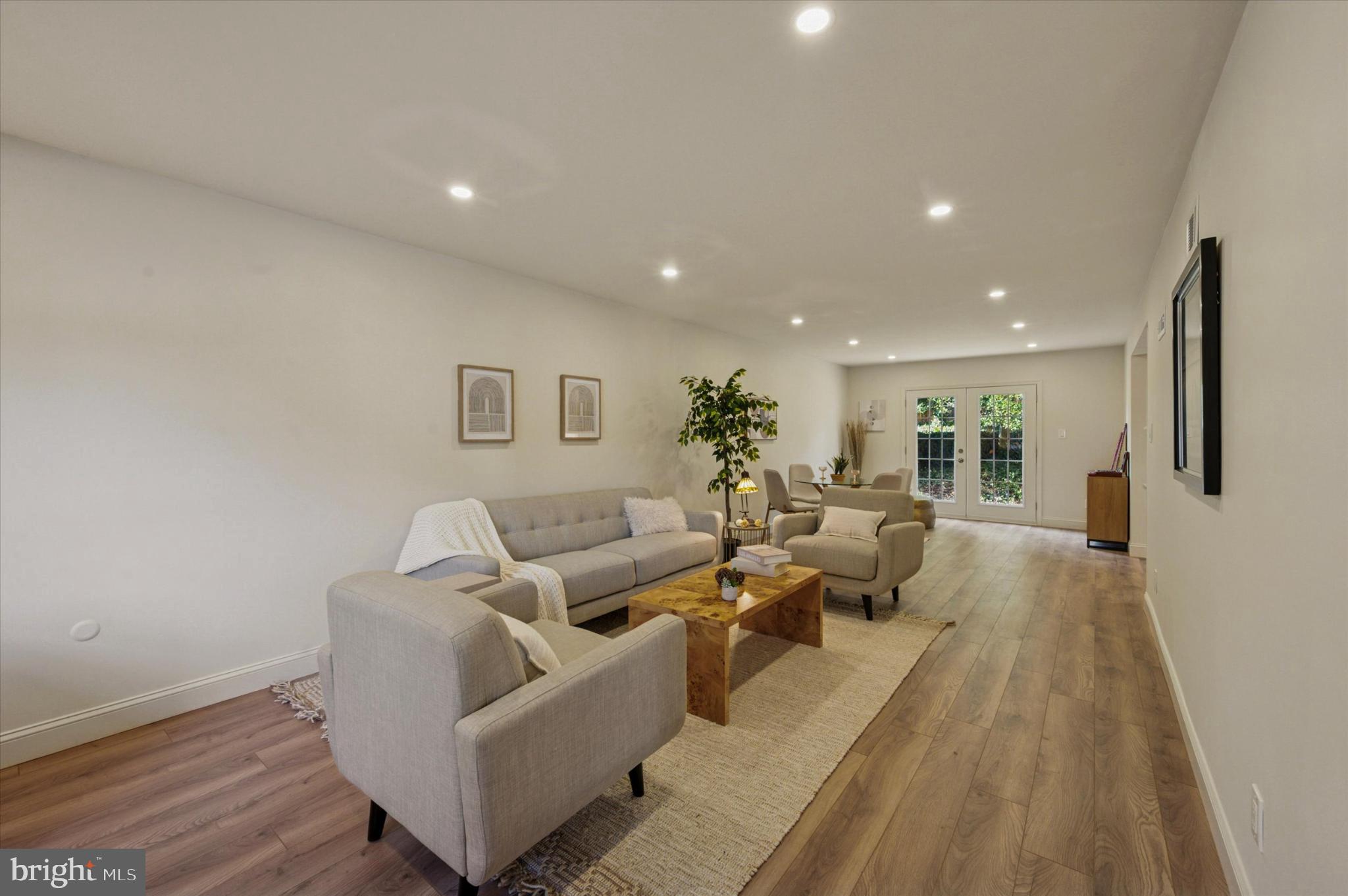 210 David Drive Havertown, PA 19083 - Photo 13 of 38 a living room with furniture
