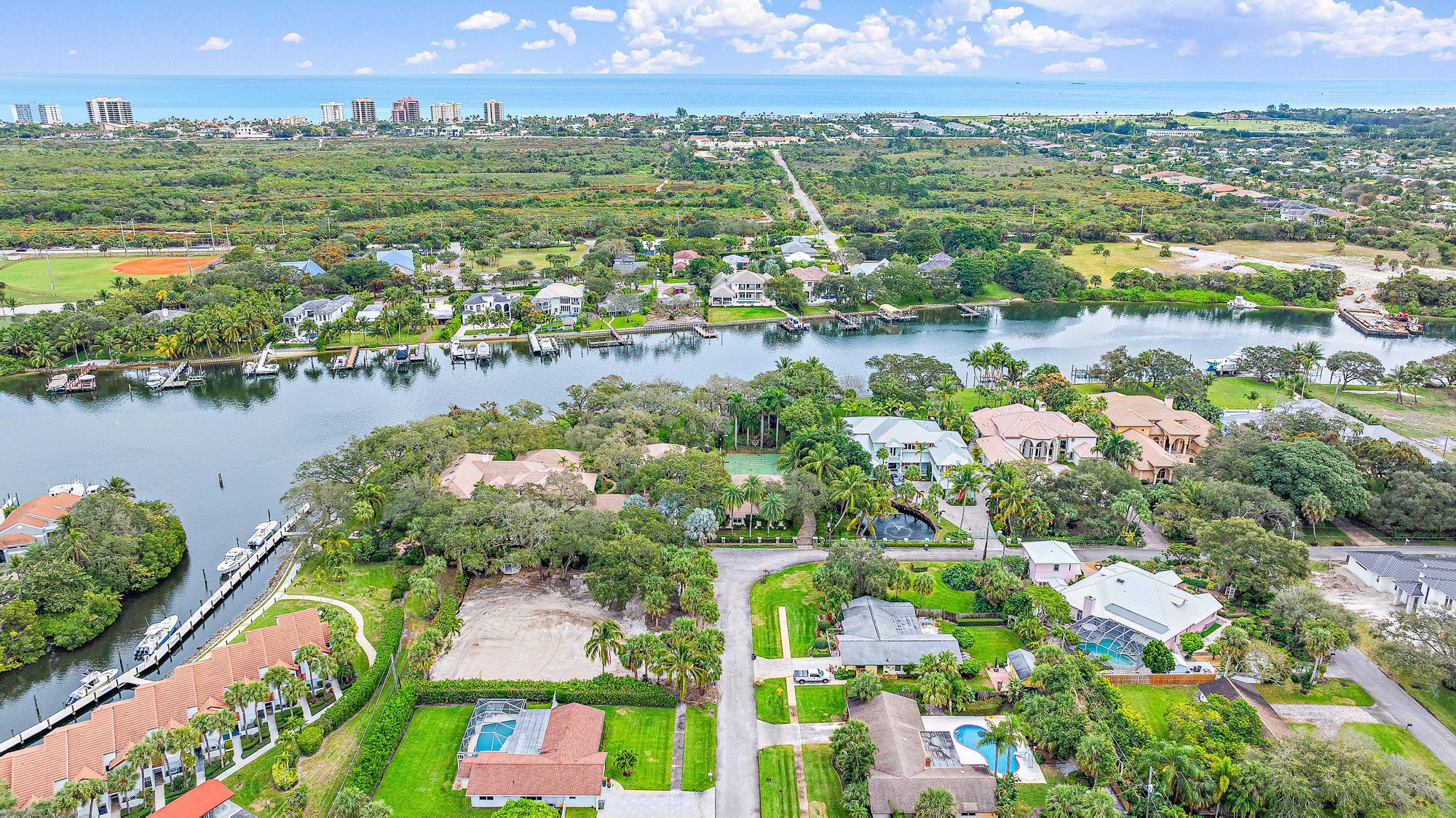 2267 Windsor Road Palm Beach Gardens, FL 33410 - Photo 6 of 17 a view of a city