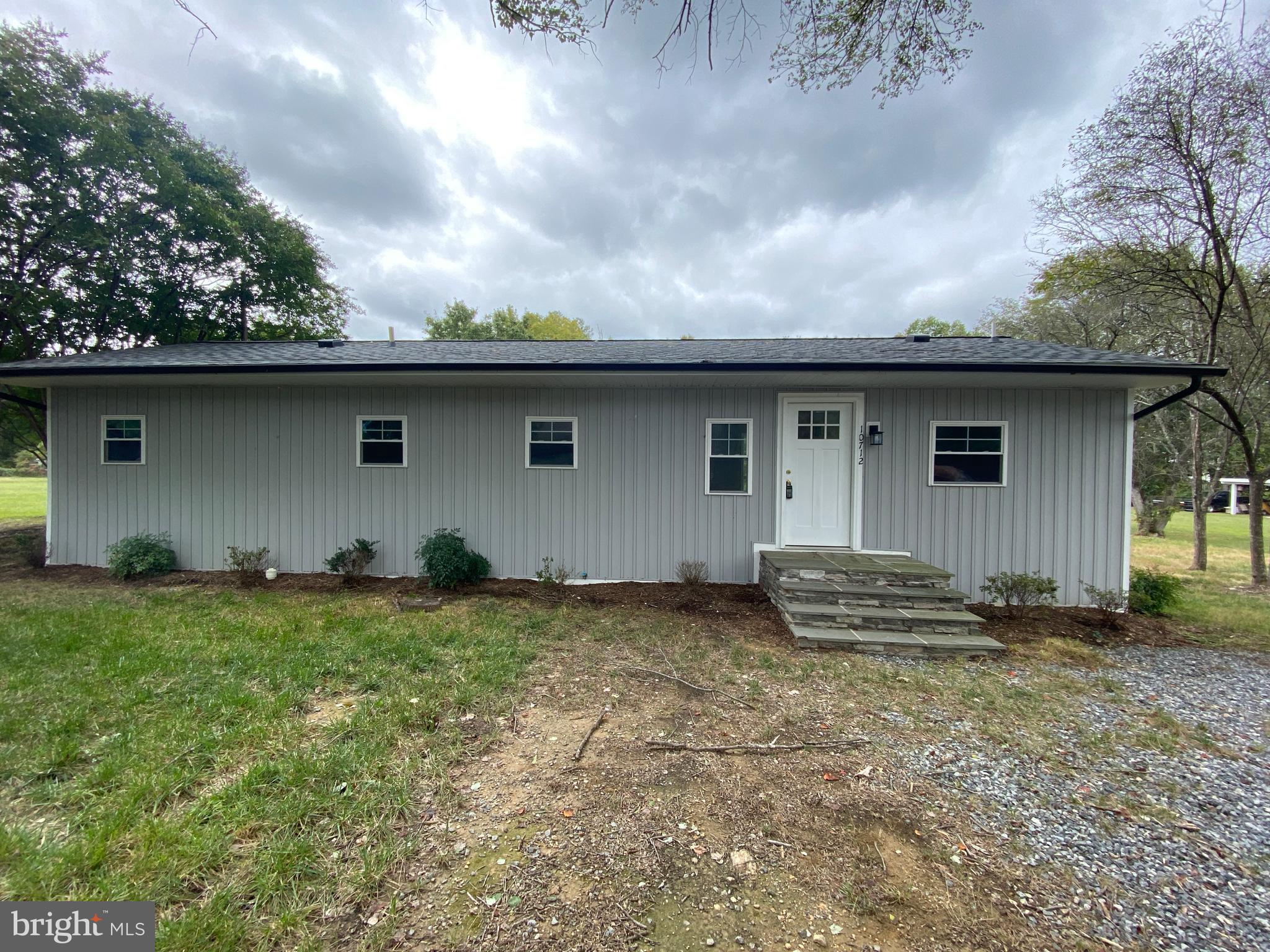 10712 Leavells Road Fredericksburg, VA 22407 - Photo 2 of 37