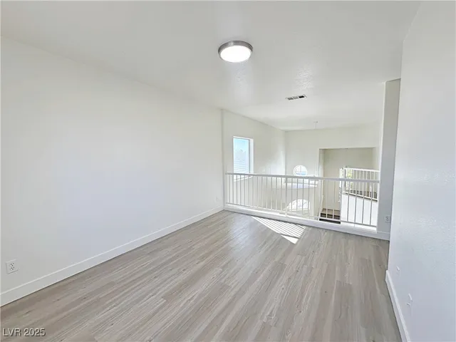 $2,190 | 9416 Moon Splash Court, Las Vegas, NV 89129