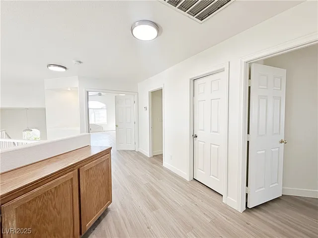 $2,190 | 9416 Moon Splash Court, Las Vegas, NV 89129