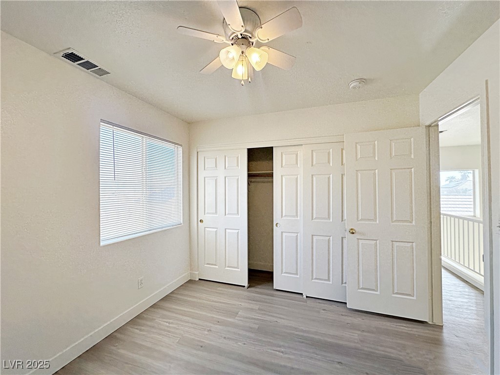 9416 Moon Splash Court Las Vegas, NV 89129 - Photo 27 of 47 Upstairs secondary bedroom 1