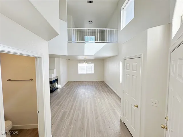 $2,190 | 9416 Moon Splash Court, Las Vegas, NV 89129