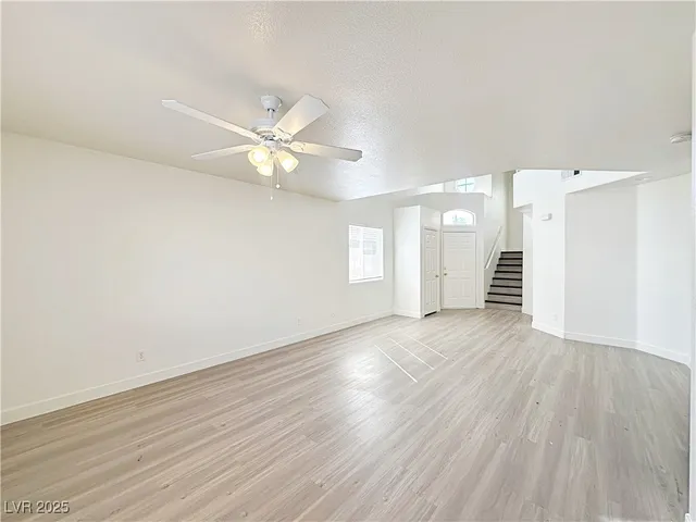 $2,190 | 9416 Moon Splash Court, Las Vegas, NV 89129