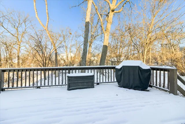 $519,000 | 836 Bonnie Brae Lane, Bolingbrook, IL 60440