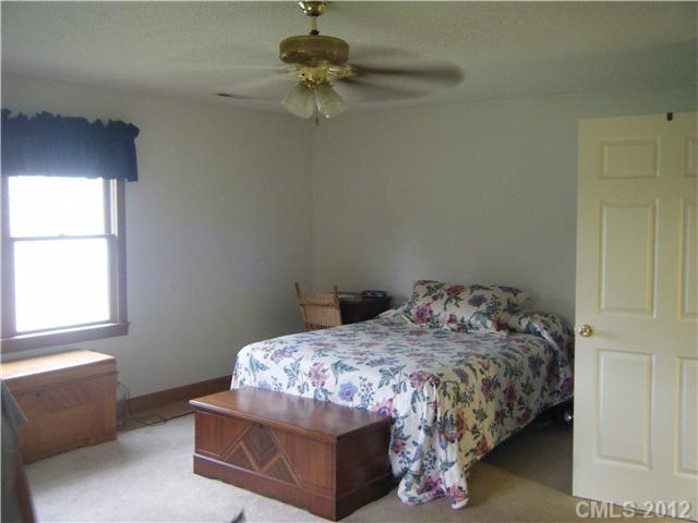 6921 Parker Farm Road Cherryville, NC 28021 - Photo 4 of 16 Gallery Image 4
