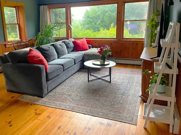 $449,000 | 71 Woods Road, Dummerston, VT 05346