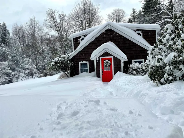 $449,000 | 71 Woods Road, Dummerston, VT 05346
