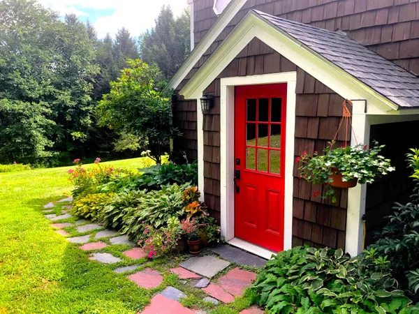 $449,000 | 71 Woods Road, Dummerston, VT 05346