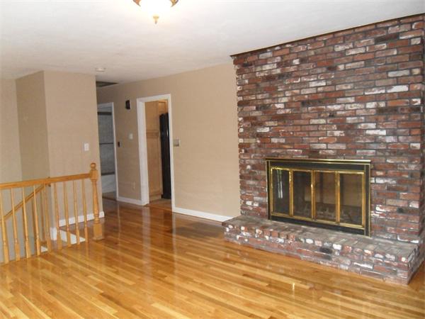 706 Main Street Boxford, MA 01921 - Photo 7 of 26 a view of an entryway with a door
