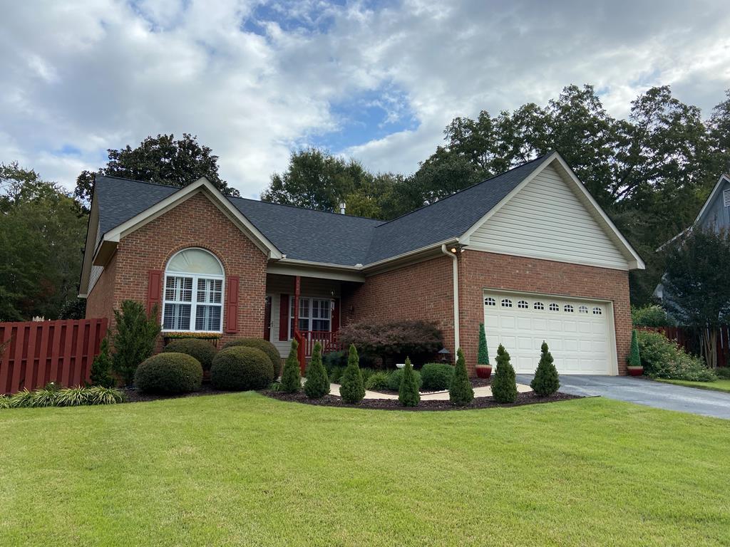 134 Ridgewood Circle Greenwood, SC 29649 - Photo 1 of 24 Gallery Image 1