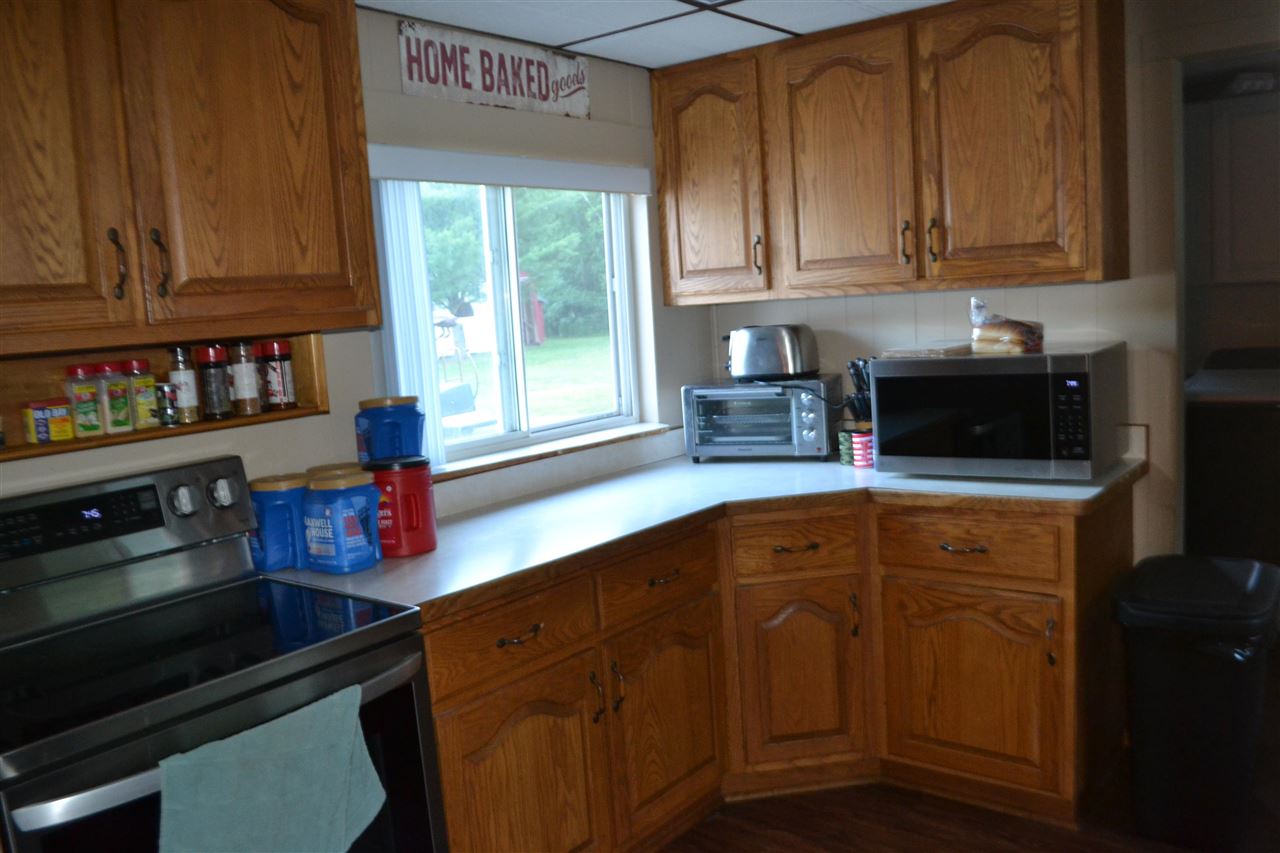 8665 Saunders Road Sterling, MI 48659 - Photo 14 of 45