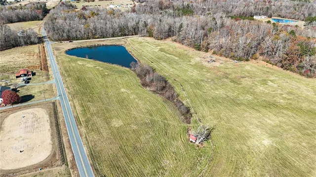 $500,000 | 6605 Phillippi Road, Liberty, NC 27298