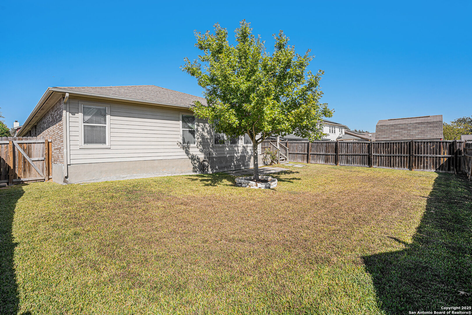 117 Hidden Fawn Cibolo, TX 78108 - Photo 24 of 25 a house view with a garden space
