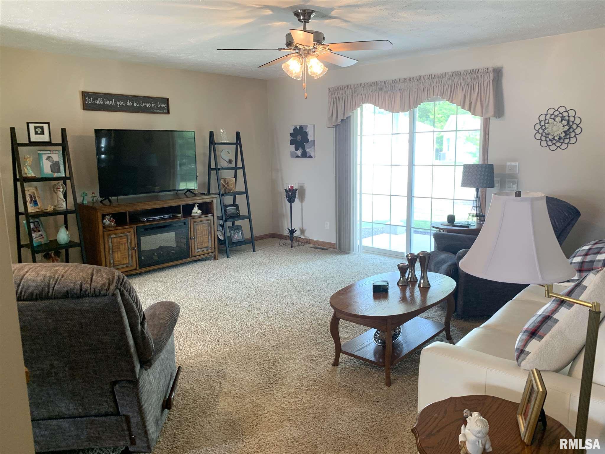 2800 Vía Rosso, Unit 5 Springfield, IL 62703 - Photo 10 of 40