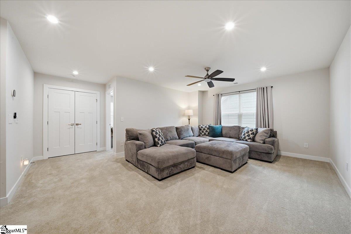 132 Dunroyal Road Fountain Inn, SC 29644 - Photo 22 of 44