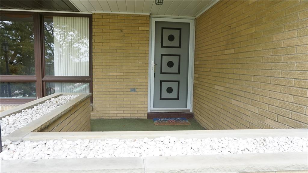1213 Reissing Road McDonald, PA 15057 - Photo 2 of 25 Gallery Image 2