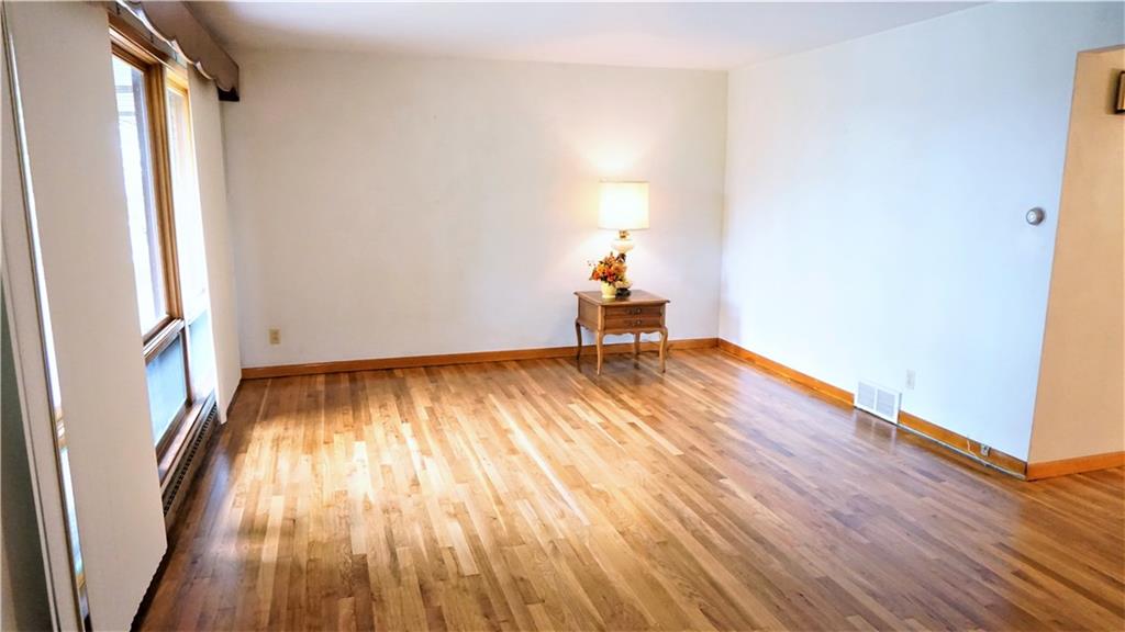1213 Reissing Road McDonald, PA 15057 - Photo 4 of 25 Gallery Image 4
