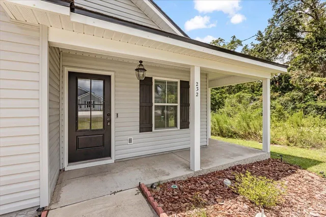 $1,750 | 232 Tafflinger Road, Crawfordville, FL 32327