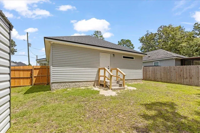 $1,750 | 232 Tafflinger Road, Crawfordville, FL 32327
