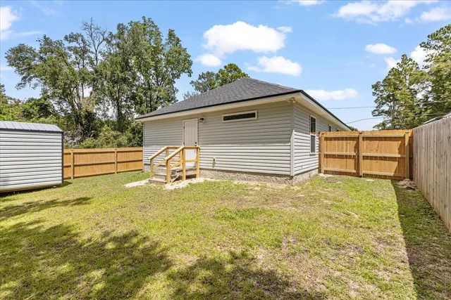 $1,750 | 232 Tafflinger Road, Crawfordville, FL 32327