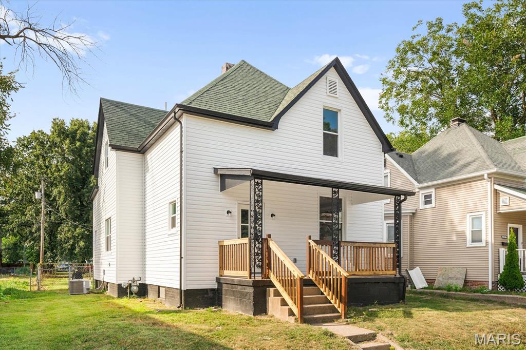 421 South 20th Street Belleville, IL 62226 - Photo 3 of 31