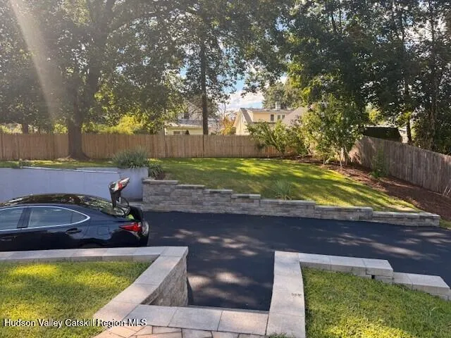 $795,000 | 16 Trinity Place, Rhinebeck, NY 12572