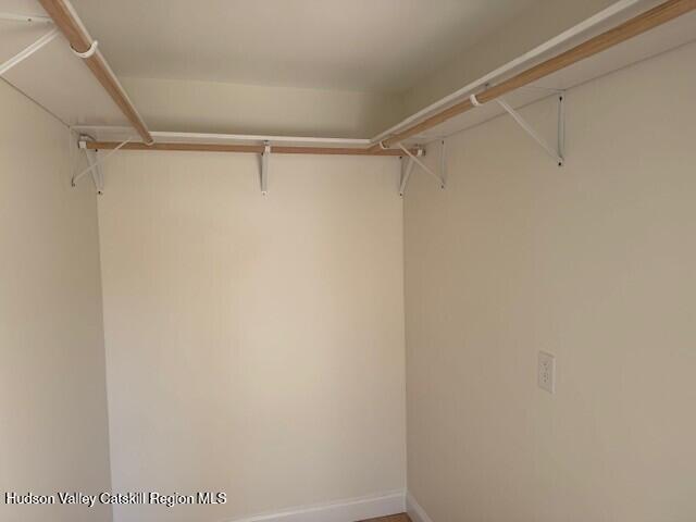 16 Trinity Place Rhinebeck, NY 12572 - Photo 9 of 42 MBR walkin closet