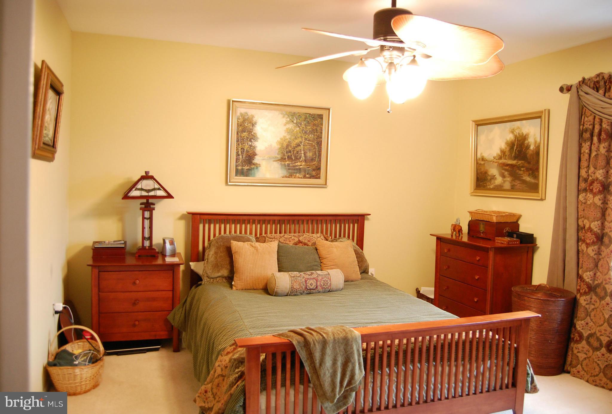 2414 Albot Road Reston, VA 20191 - Photo 16 of 27 Bedroom (Master)
